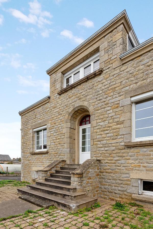 ポントルソンLoft British Au Pied Du Mont !アパートメント エクステリア 写真
