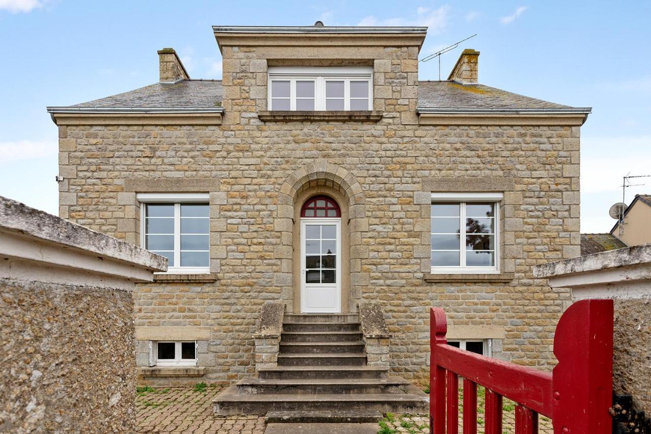 ポントルソンLoft British Au Pied Du Mont !アパートメント エクステリア 写真
